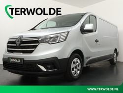 Gris highland Gebruikt 2024 Renault Trafic Van | € 32.945 (Duur)