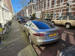 Goud Gebruikt 2018 Tesla Model S Sedan | € 24.490 (Eerlijke prijs)