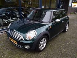 Groen Gebruikt 2009 Mini ONE Hatchback | € 3.950 (Eerlijke prijs)