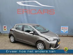Grijs Gebruikt 2016 Toyota Yaris Hatchback | € 11.950 (Eerlijke prijs)
