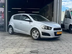 Grijs Gebruikt 2012 Chevrolet Aveo LT Hatchback | € 4.750 (Eerlijke prijs)