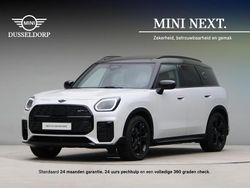 Nanuq white (licht wit metallic) Gebruikt 2024 Mini Countryman SUV | € 49.950 (Duur)