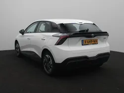 Wit Gebruikt 2023 MG MG4 EV Hatchback | € 19.995 (Eerlijke prijs)