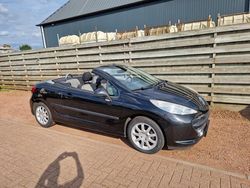 Zwart Gebruikt 2008 Peugeot 207 CC Cabriolet | € 3.950 (Iets duurder)