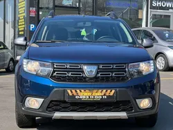 Blauw Gebruikt 2017 Dacia Sandero Hatchback | € 9.990 (Eerlijke prijs)