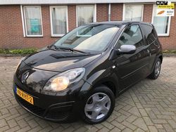Zwart Gebruikt 2011 Renault Twingo Collection Hatchback | € 2.500