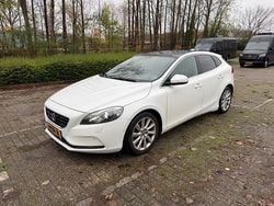 Wit Gebruikt 2013 Volvo V40 Summum Hatchback | € 4.900 (Goede deal)