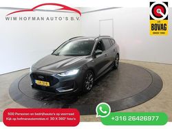 Grijs Gebruikt 2024 Ford Focus ST-Line Stationwagen | € 27.940 (Eerlijke prijs)