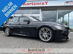 Zwart, metallic lak Gebruikt 2012 BMW 320 M Sport Sedan | € 15.950 (Duur)