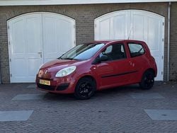 Rood Gebruikt 2008 Renault Twingo Authentique Hatchback | € 2.499 (Goede deal)