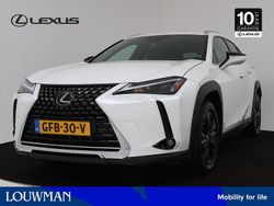 Wit Gebruikt 2024 Lexus UX 250h SUV | € 37.445 (Eerlijke prijs)