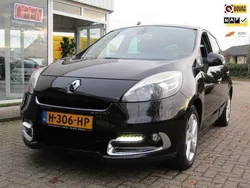 Zwart Gebruikt 2013 Renault Scénic III Collection MPV | € 6.980 (Eerlijke prijs)