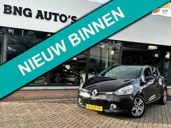 Zwart Gebruikt 2014 Renault Clio IV Night&Day Hatchback | € 5.945 (Iets duurder)