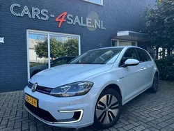 Wit, metallic lak Gebruikt 2018 VW e-Golf Hatchback | € 15.950 (Duur)