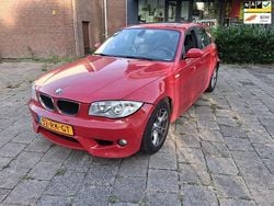Rood Gebruikt 2005 BMW 120 Executive Hatchback | € 3.500 (Goede deal)