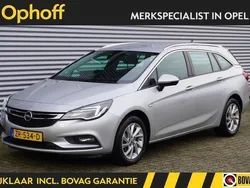 Grijs Gebruikt 2019 Opel Astra Innovation Stationwagen | € 13.950 (Iets duurder)