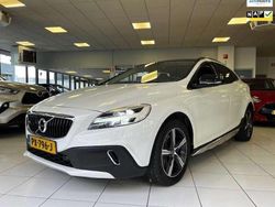 Wit Gebruikt 2017 Volvo V40 CC Stationwagen | € 17.900 (Goede deal)