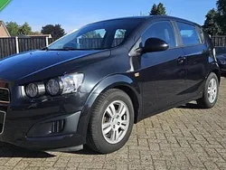 Zwart Gebruikt 2012 Chevrolet Aveo LT Hatchback | € 4.750 (Eerlijke prijs)