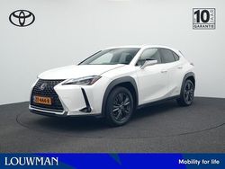 Wit Gebruikt 2019 Lexus UX 250h Luxury Line SUV | € 29.880 (Iets duurder)