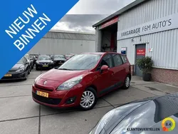 Rood Gebruikt 2009 Renault Grand Scénic III Expression MPV | € 3.450 (Duur)