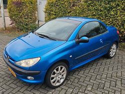 Gebruikt 2002 Peugeot 206 CC Cabriolet | € 1.225 (Duur)