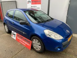 Blauw Gebruikt 2010 Renault Clio II Hatchback | € 3.450 (Eerlijke prijs)