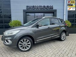 Grijs Gebruikt 2017 Ford Kuga Vignale SUV | € 19.900 (Eerlijke prijs)
