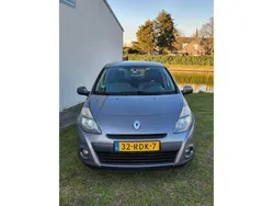 Grijs Gebruikt 2011 Renault Clio II Hatchback | € 2.850 (Eerlijke prijs)