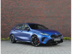 Blauw Gebruikt 2024 BMW M135 Comfort Edition Hatchback | € 69.950 (Eerlijke prijs)