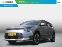 Grijs Gebruikt 2024 Kia e-Niro Light SUV | € 31.890 (Super prijs)