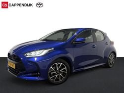 Blauw Gebruikt 2022 Toyota Yaris Hybrid Hatchback | € 21.299 (Eerlijke prijs)
