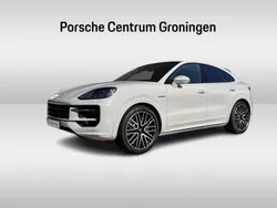 Grijs Nieuw 2025 Porsche Cayenne S E-Hybrid SUV | € 194.605