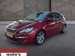 Rood Gebruikt 2015 Peugeot 308 Hatchback | € 6.250 (Iets duurder)