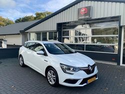 Wit Gebruikt 2020 Renault Mégane GrandTour Zen Stationwagen | € 13.950 (Iets duurder)