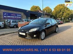 Zwart Gebruikt 2012 Ford Focus Titanium Hatchback | € 2.995 (Goede deal)
