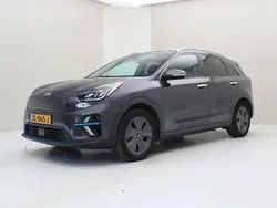 Grijs, metallic lak Gebruikt 2019 Kia e-Niro 2 SUV | € 18.900 (Eerlijke prijs)