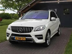 Wit, metallic lak Gebruikt 2014 Mercedes ML350 AMG SUV | € 19.900