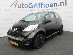 Zwart Gebruikt 2011 Peugeot 107 Hatchback | € 2.490 (Goede deal)
