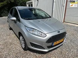 Grijs Gebruikt 2015 Ford Fiesta Style Hatchback | € 5.999 (Goede deal)