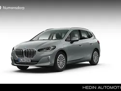 Grijs Nieuw 2024 BMW 225 Active Tourer Luxury Line MPV | € 54.489 (Super prijs)