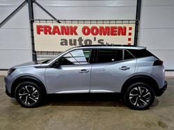 Grijs Gebruikt 2023 Peugeot 2008 Allure SUV | € 19.950 (Goede deal)