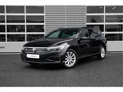 Zwart, metallic lak Gebruikt 2020 VW Passat GTE Stationwagen | € 23.445 (Goede deal)