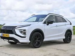 Wit, metallic lak Gebruikt 2022 Mitsubishi Eclipse Cross SUV | € 26.950 (Goede deal)