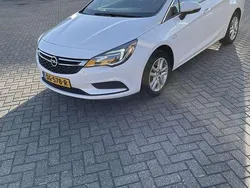 Wit Gebruikt 2018 Opel Astra Business Stationwagen | € 5.500 (Goede deal)