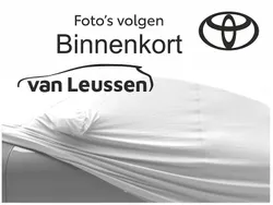 Zwart Gebruikt 2021 Toyota Yaris Hybrid Active Hatchback | € 18.400 (Goede deal)