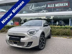 Grijs Nieuw 2025 Fiat 600 La Prima SUV | € 33.900 (Eerlijke prijs)