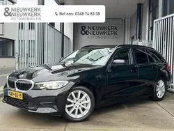 Zwart Gebruikt 2020 BMW 330 Stationwagen | € 26.999 (Goede deal)