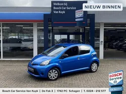 Blauw Gebruikt 2014 Toyota Aygo Hatchback | € 4.950 (Eerlijke prijs)
