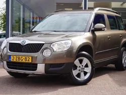 Bruin, metallic lak Gebruikt 2012 Skoda Yeti Comfort SUV | € 9.995 (Iets duurder)