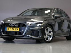 Grijs Gebruikt 2021 Audi A3 S-Line Hatchback | € 24.995 (Goede deal)
